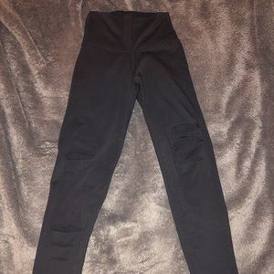 Ripped leggings
